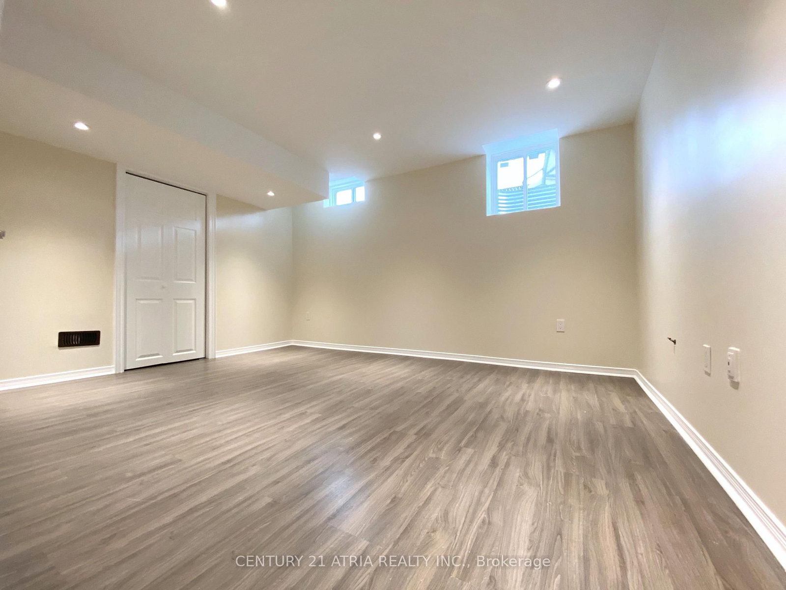 14 Robert Attersley Drive W • Whitby, ON photo 45