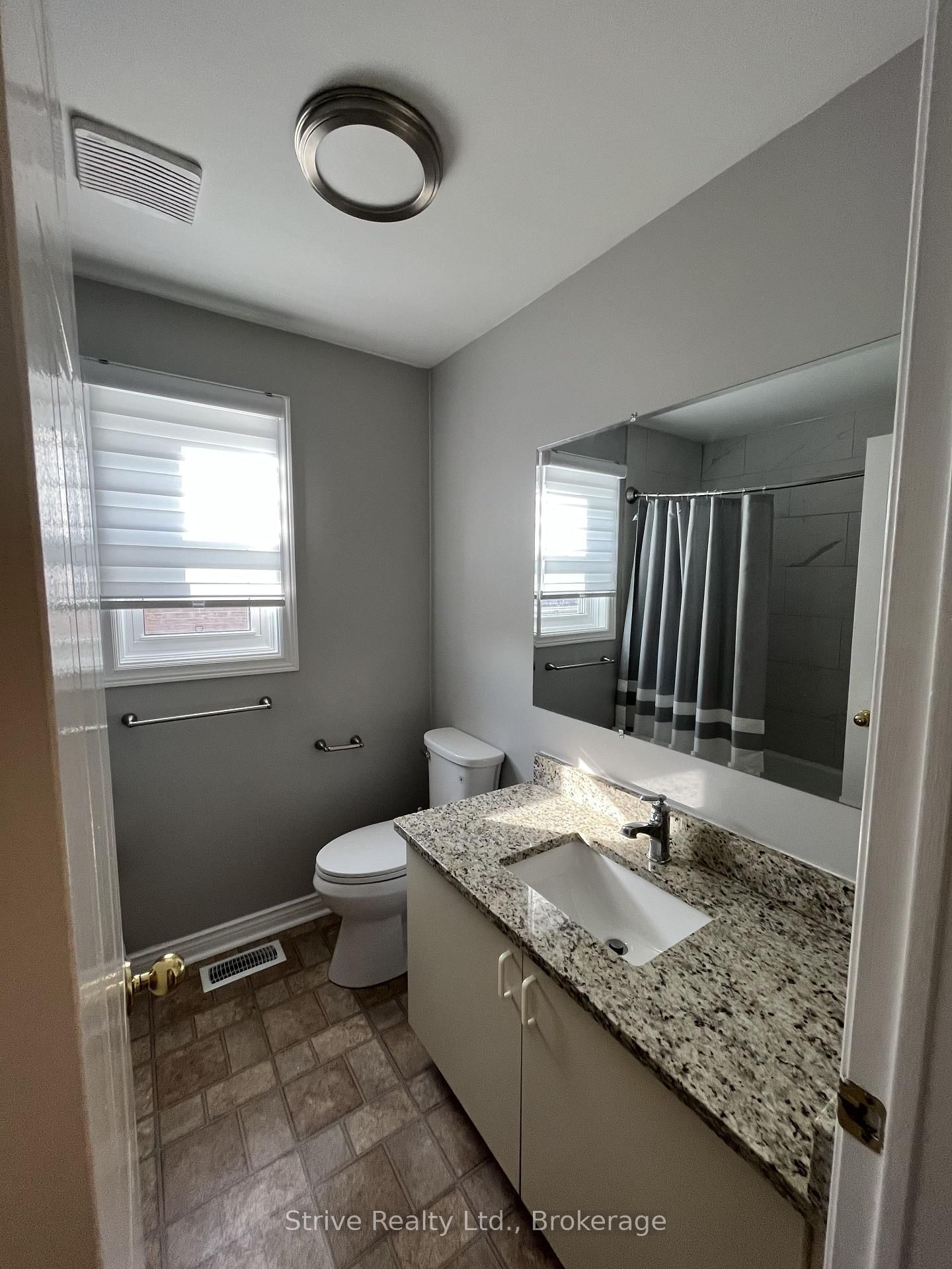 1013 Attersley Drive • Oshawa, ON photo 5