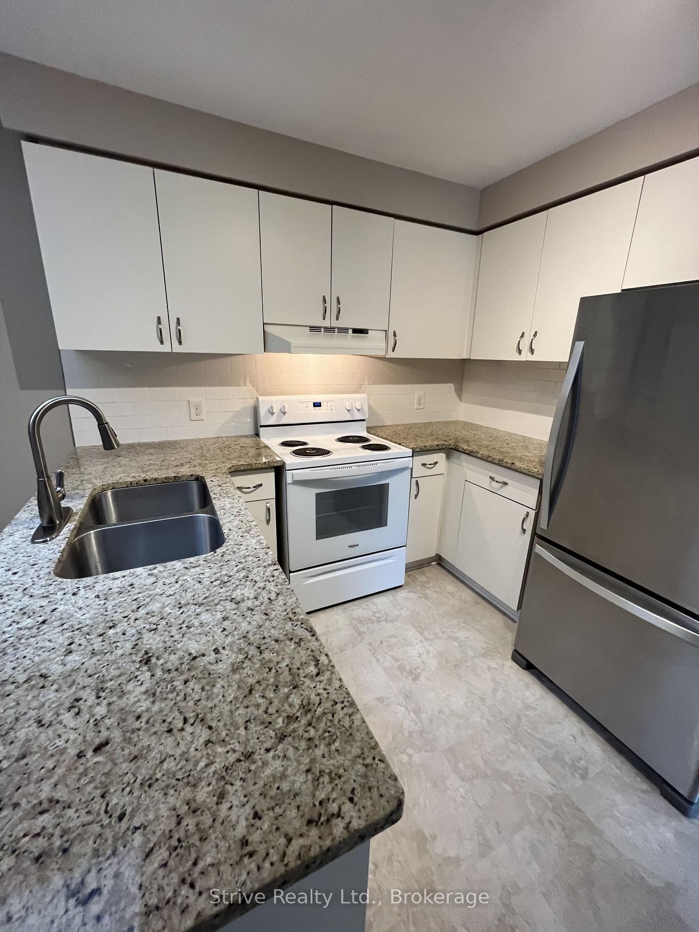 1013 Attersley Drive • Oshawa, ON photo 8