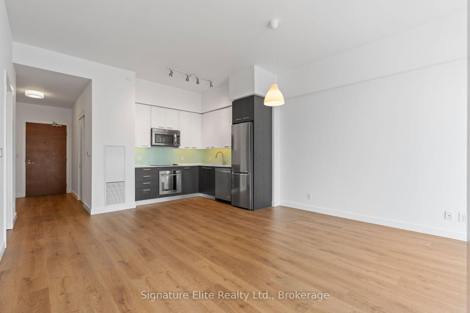 201-1075 Queen St, Toronto, view 11