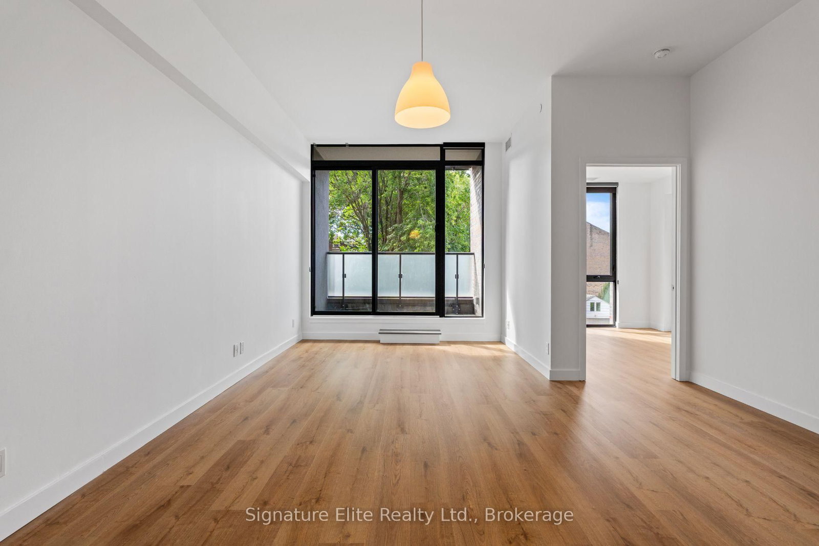 201-1075 Queen St, Toronto, view 13
