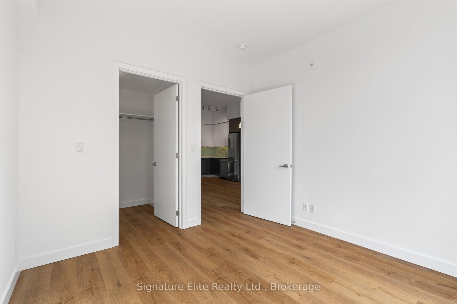 201-1075 Queen St, Toronto, view 14