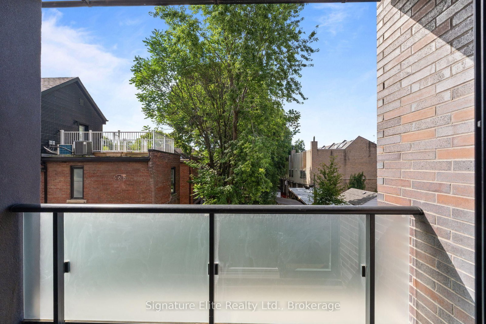 201-1075 Queen St, Toronto, view 17