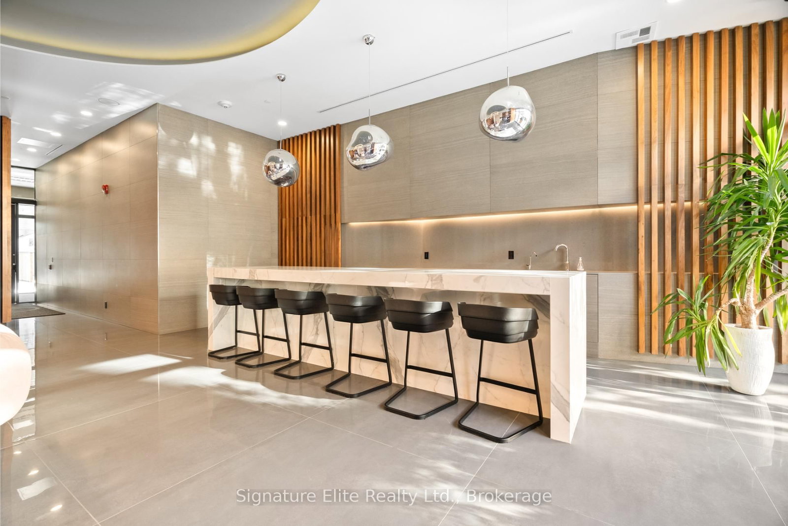 201-1075 Queen St, Toronto, view 19