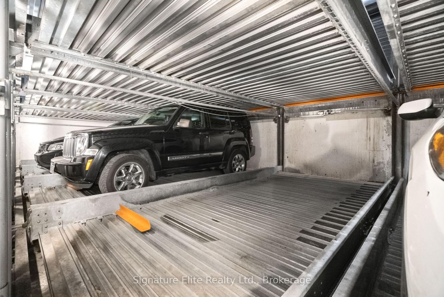 201-1075 Queen St, Toronto, view 25