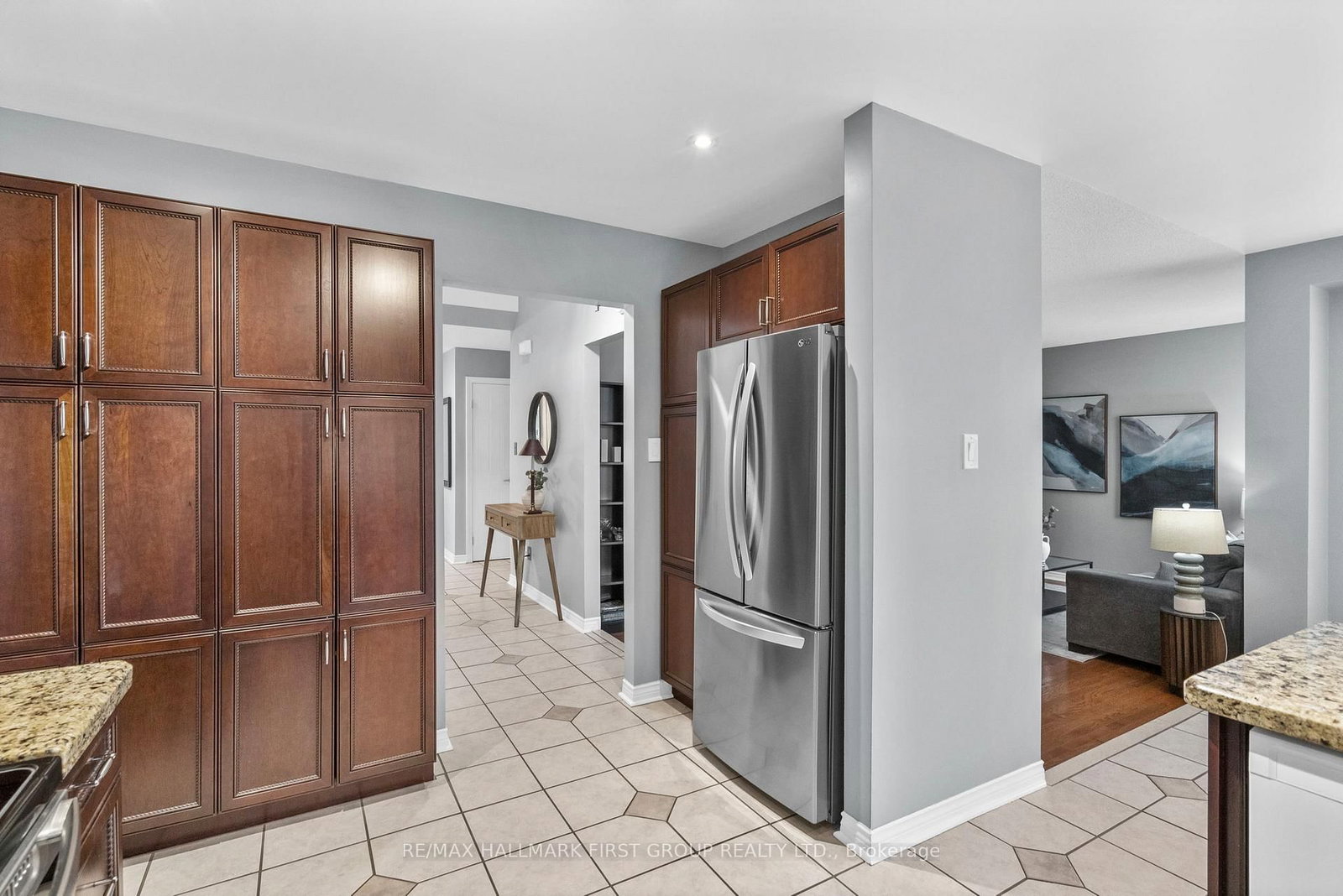 60 Spiers Crescent • Ajax, ON photo 7