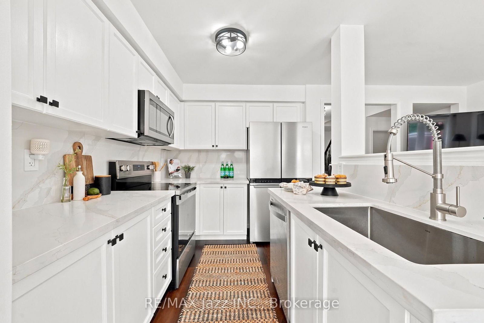 15 Farmstead Drive • Clarington, ON photo 9