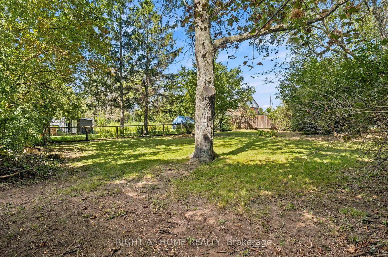 26 Phair Avenue • Clarington, ON photo 11