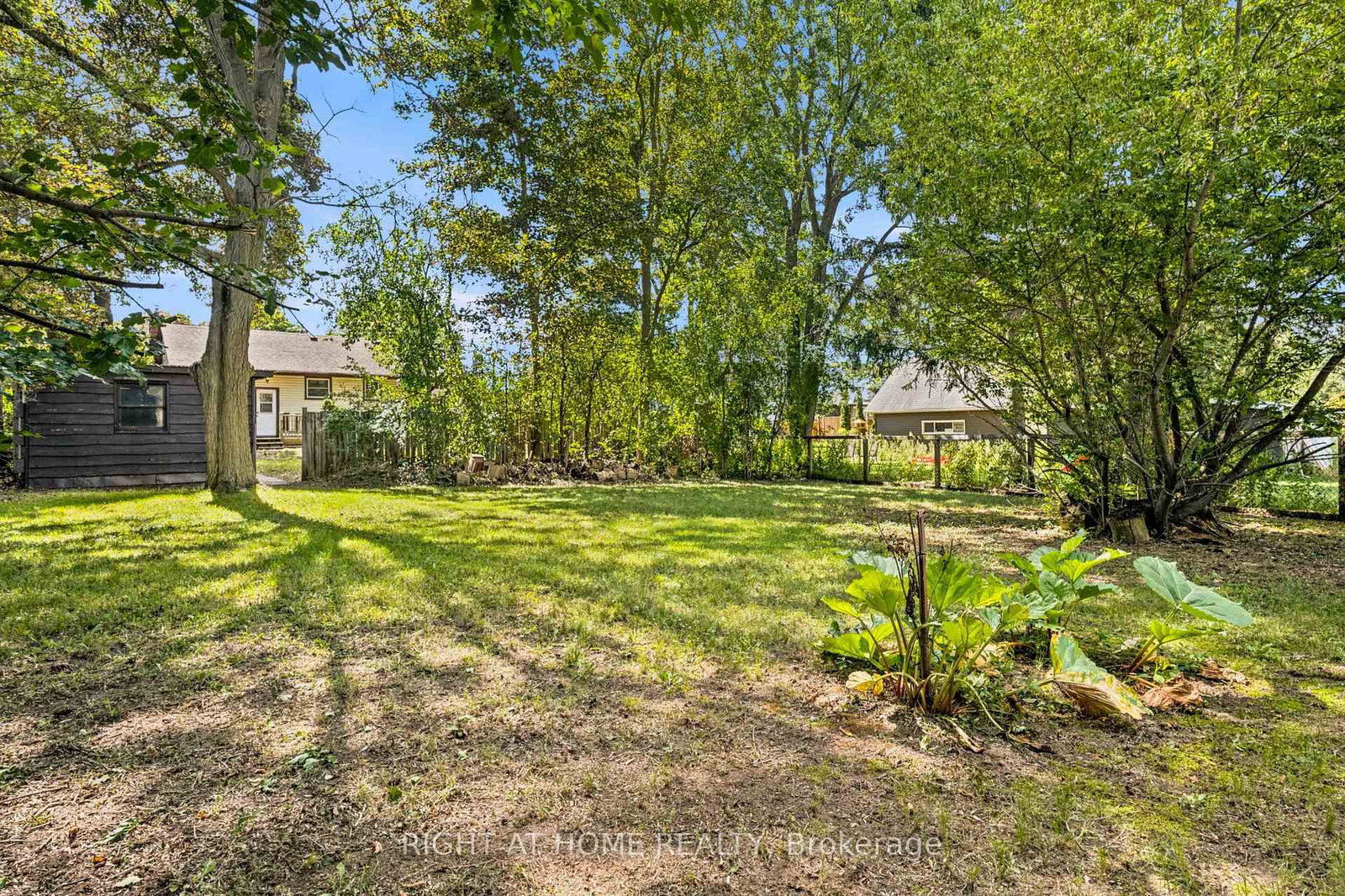 26 Phair Avenue • Clarington, ON photo 14