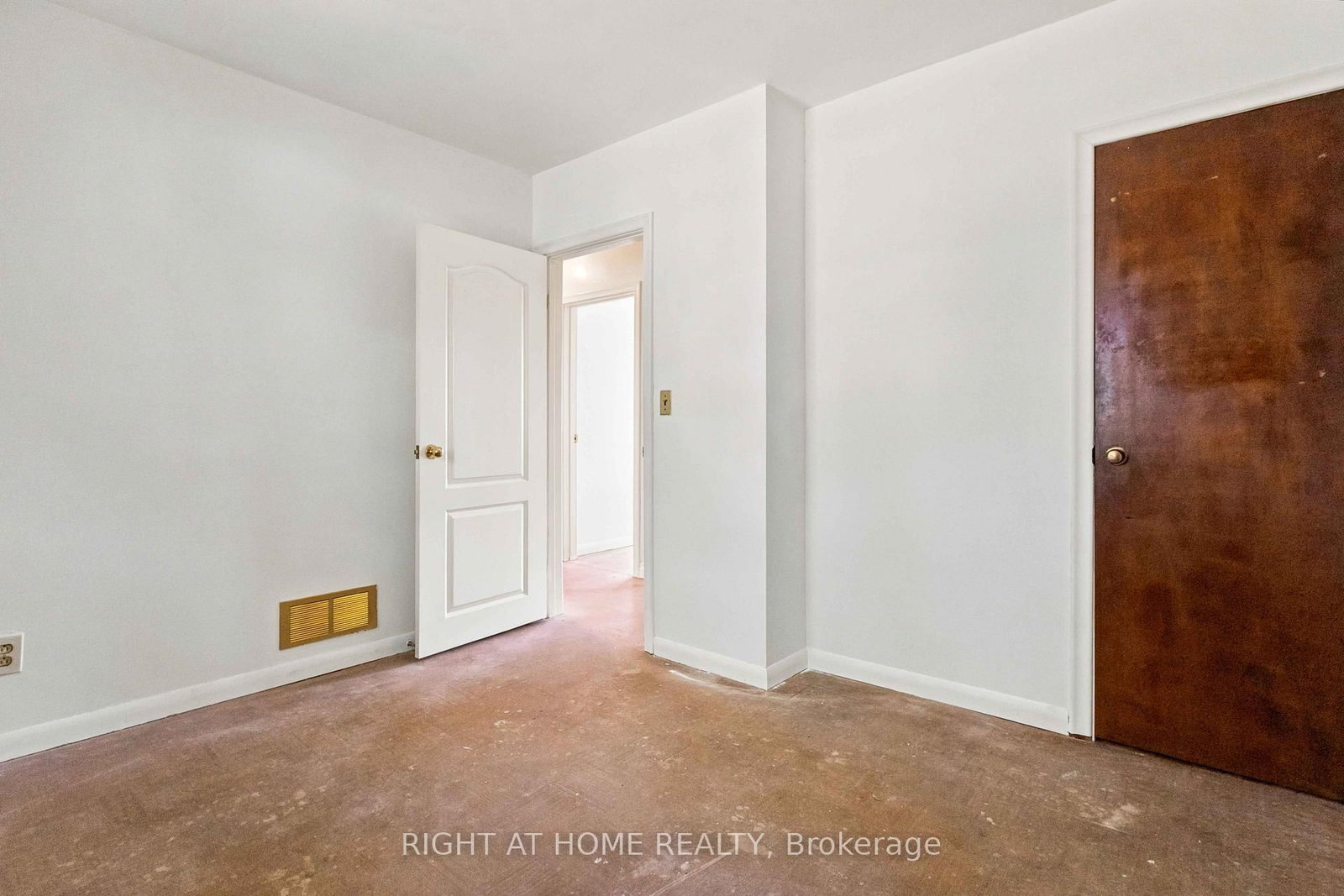 26 Phair Avenue • Clarington, ON photo 29