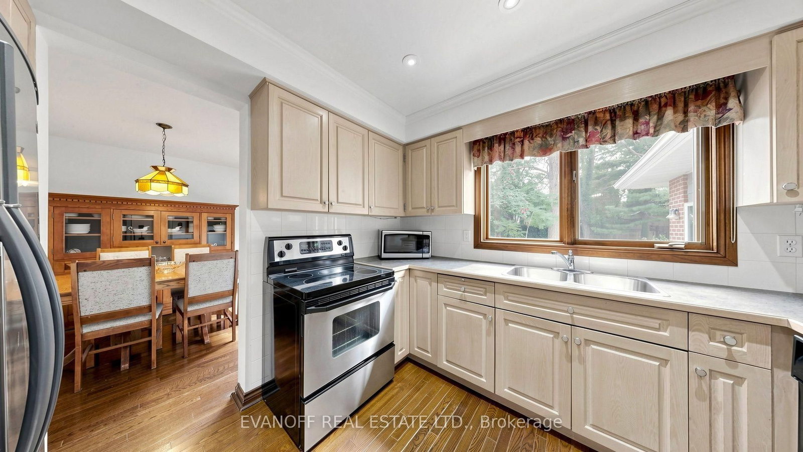 67 Satchell Boulevard • Toronto, ON photo 13