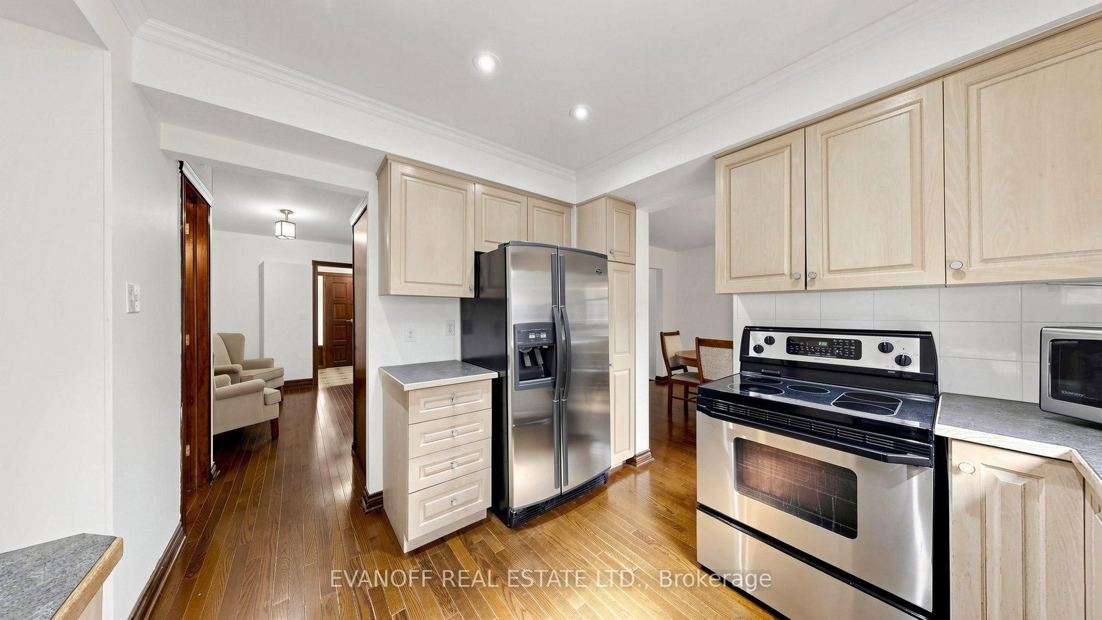 67 Satchell Boulevard • Toronto, ON photo 14