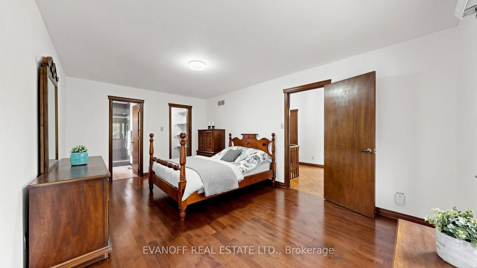 67 Satchell Boulevard • Toronto, ON photo 27