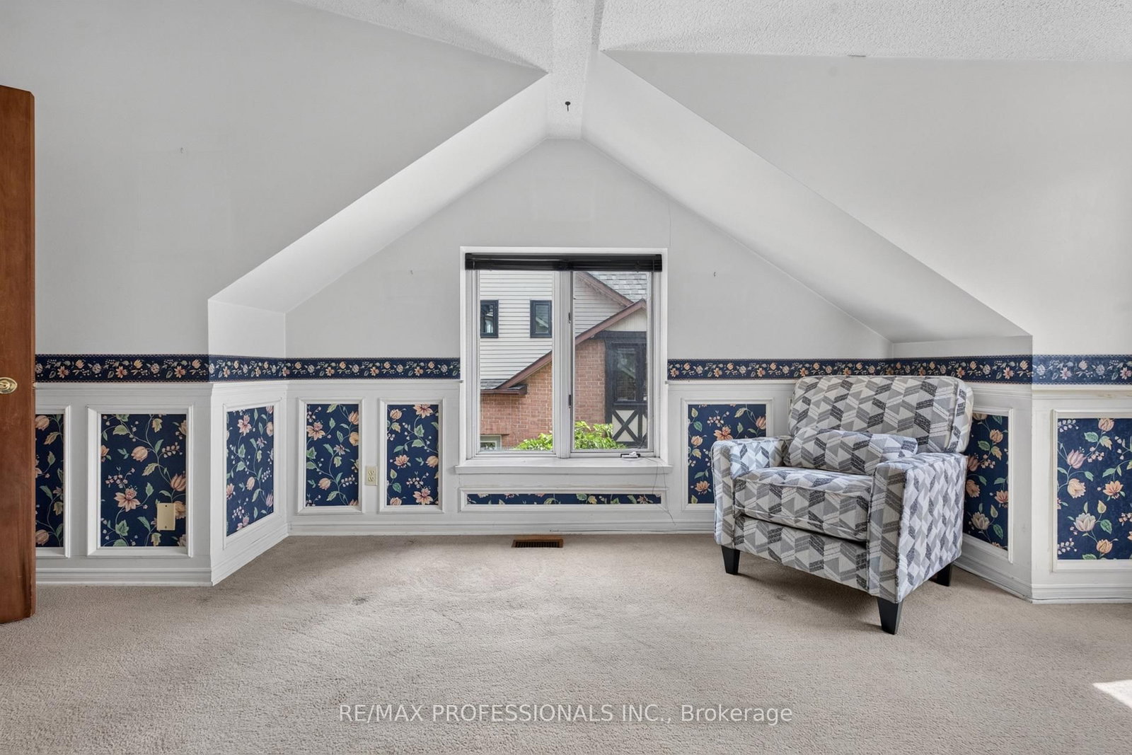 1001 Redbird Crescent • Pickering, ON photo 20