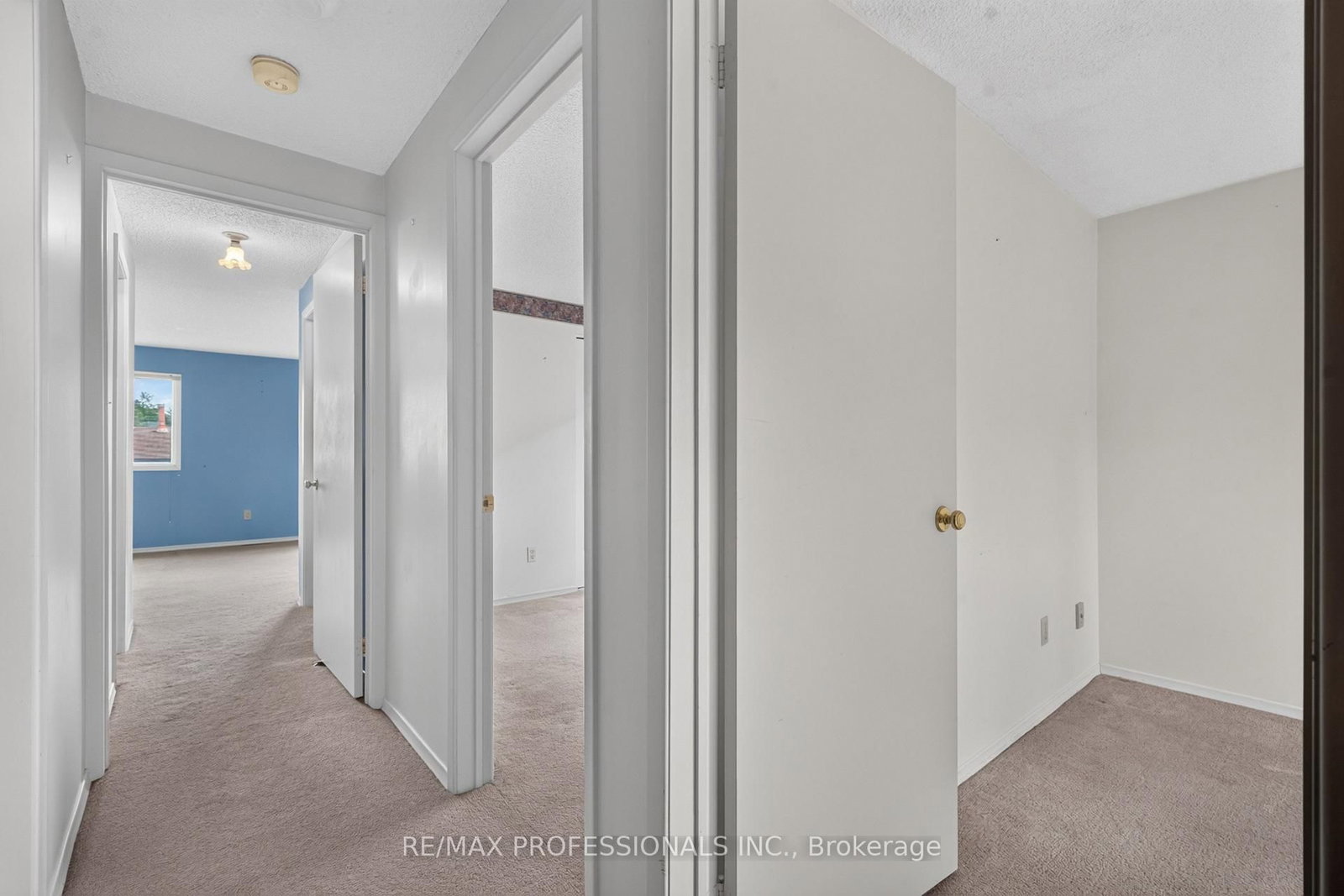 1001 Redbird Crescent • Pickering, ON photo 24