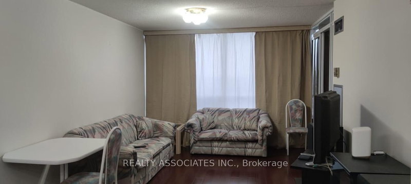 1903 - 330 Alton Towers Circle