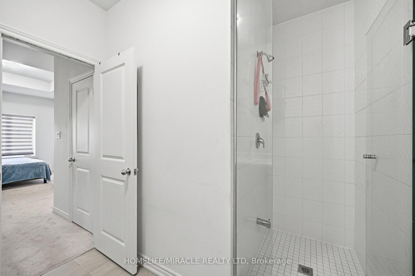 1230 Rexton Drive • Oshawa, ON photo 27