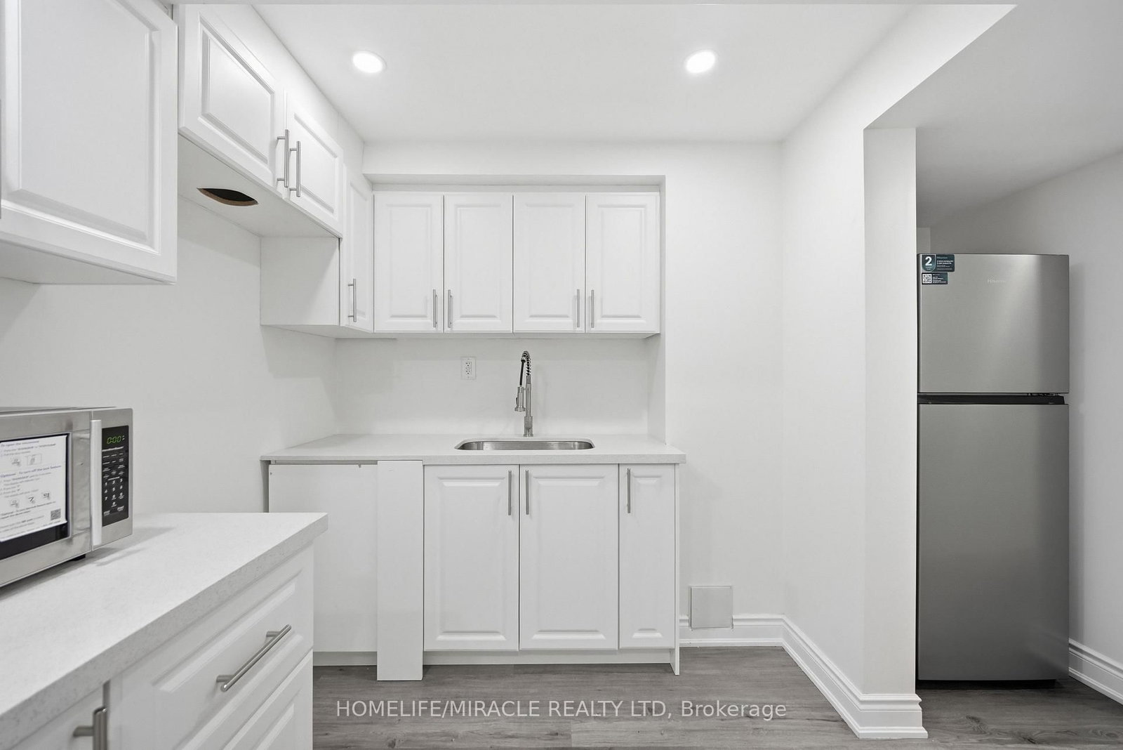 1230 Rexton Drive • Oshawa, ON photo 38
