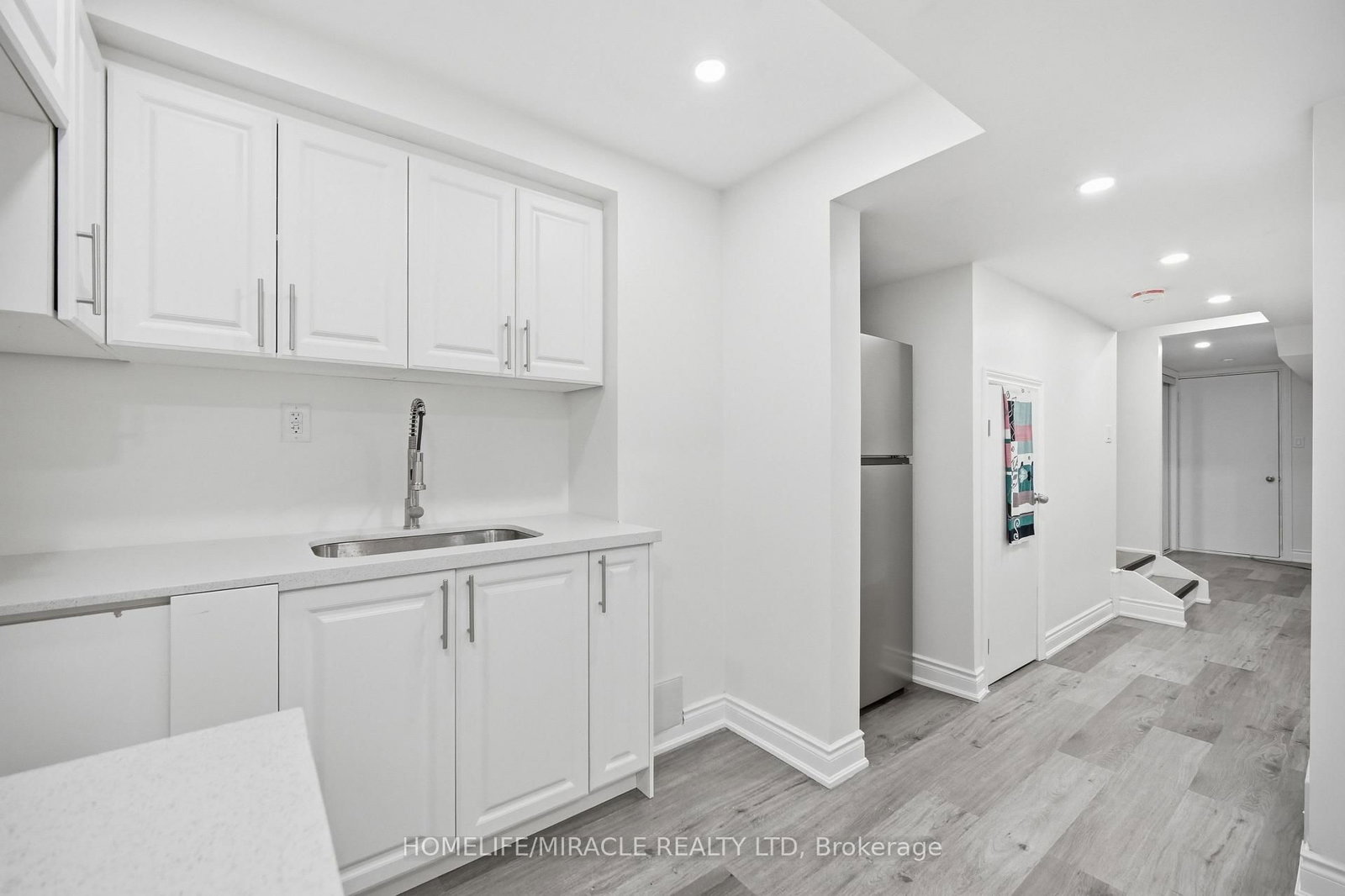 1230 Rexton Drive • Oshawa, ON photo 39
