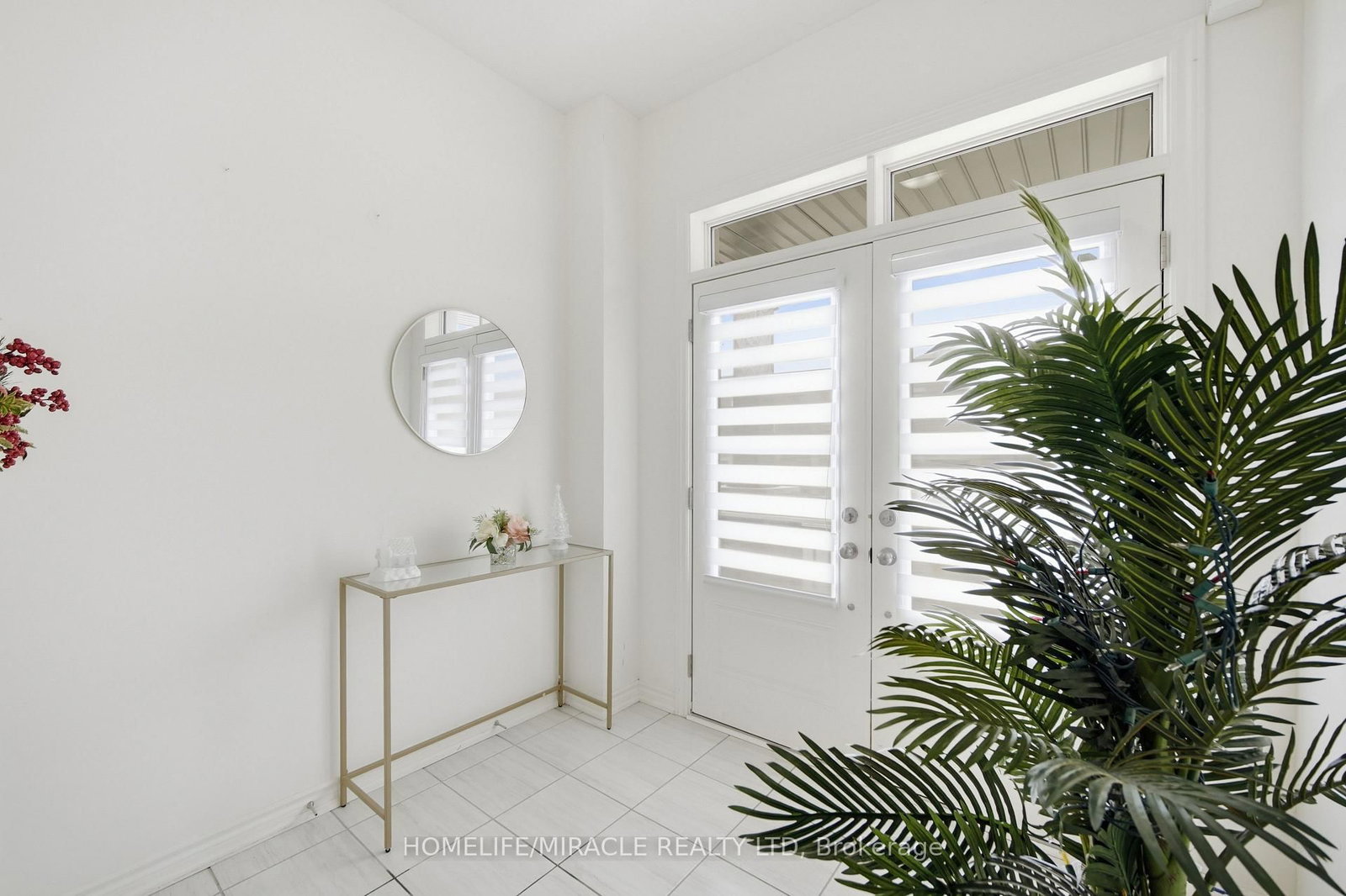 1230 Rexton Drive • Oshawa, ON photo 4