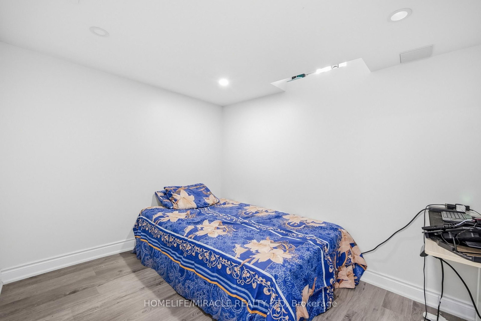 1230 Rexton Drive • Oshawa, ON photo 47