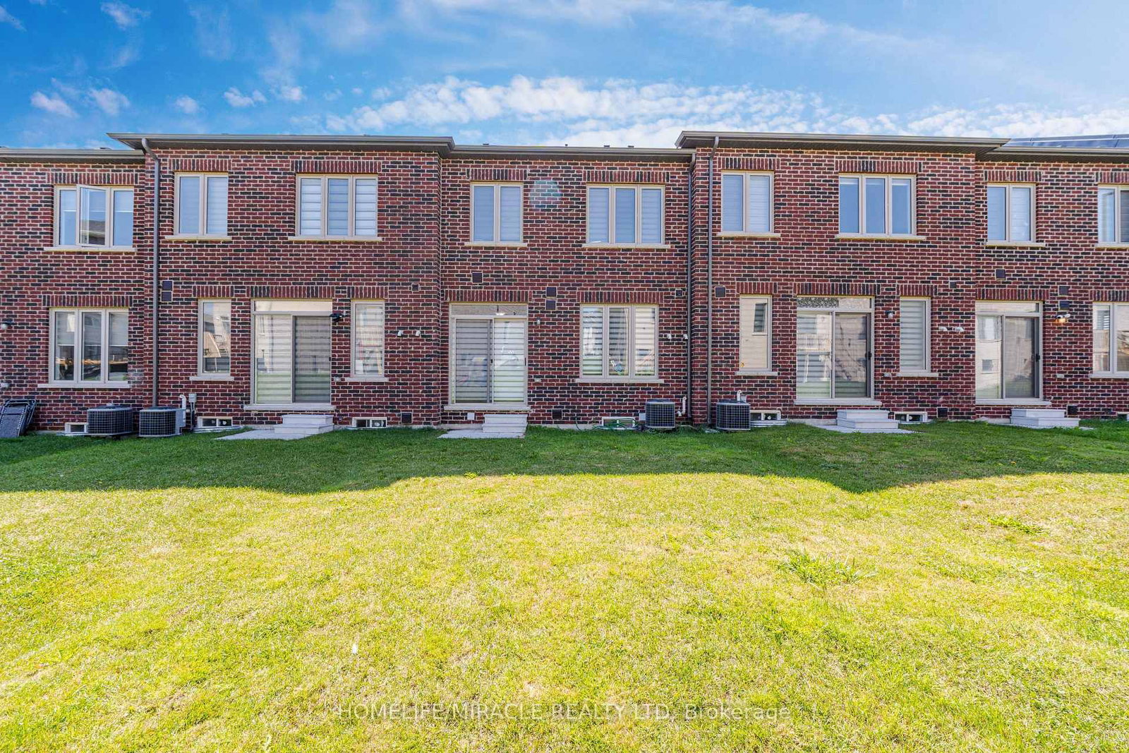 1230 Rexton Drive • Oshawa, ON photo 49