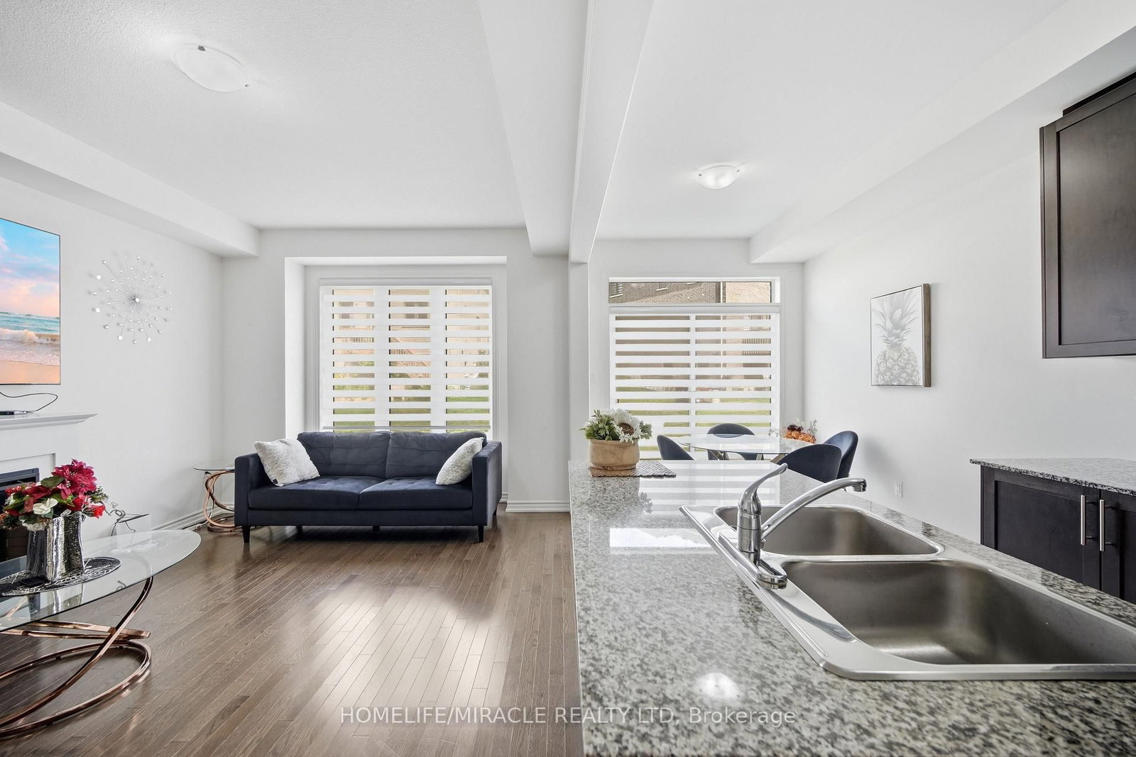 1230 Rexton Drive • Oshawa, ON photo 7