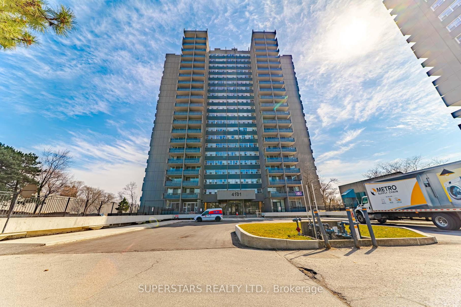 4101 Sheppard Avenue E • #1006 • Toronto, ON photo 1