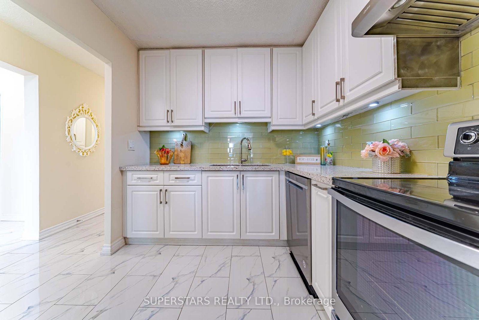 4101 Sheppard Avenue E • #1006 • Toronto, ON photo 9