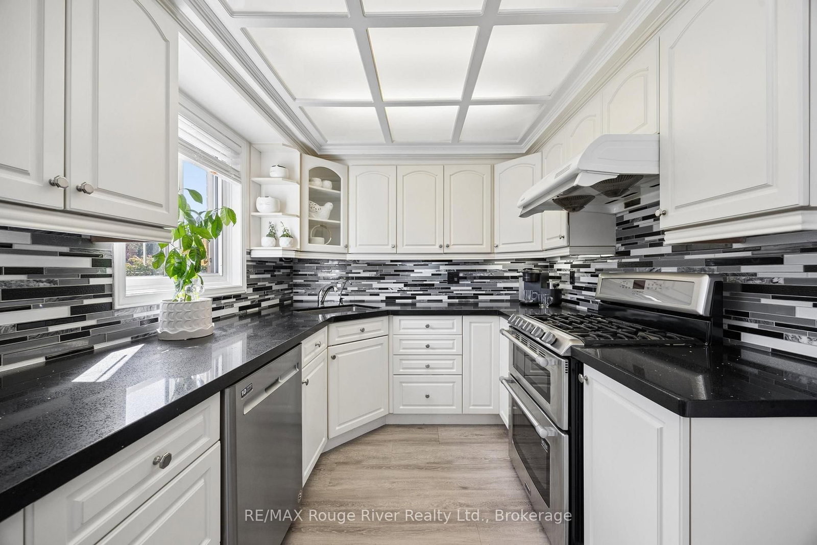263 Glen Hill Drive • Whitby, ON photo 12