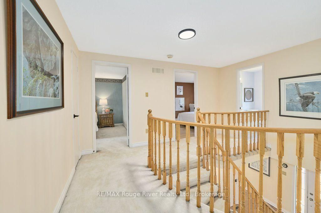 939 Catskill Drive • Oshawa, ON photo 22