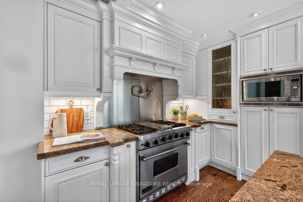 2 Pine Ridge Drive • Toronto, ON photo 14