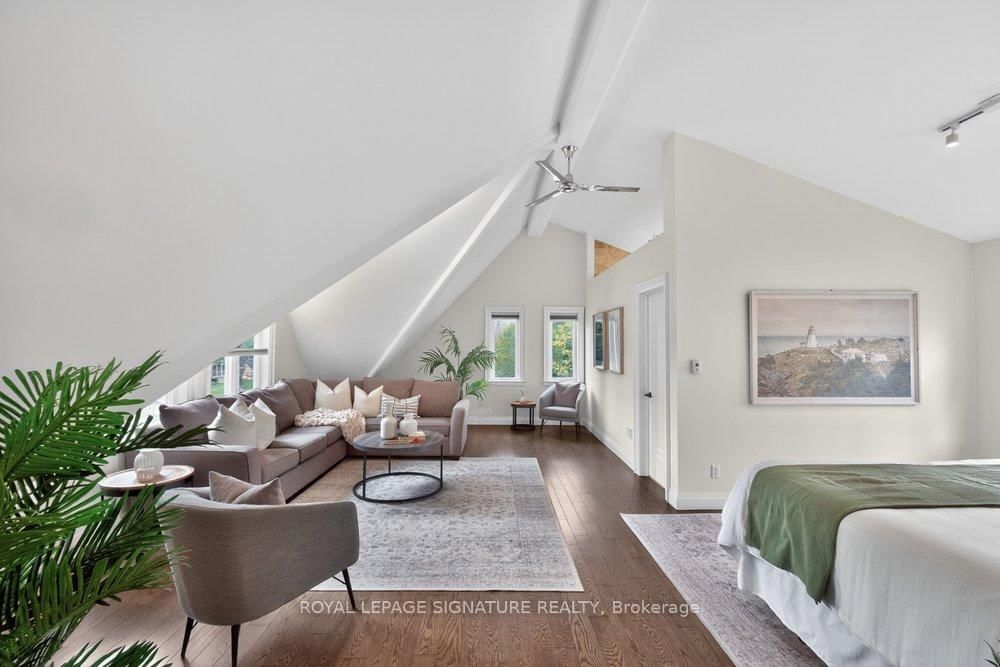2 Pine Ridge Drive • Toronto, ON photo 22