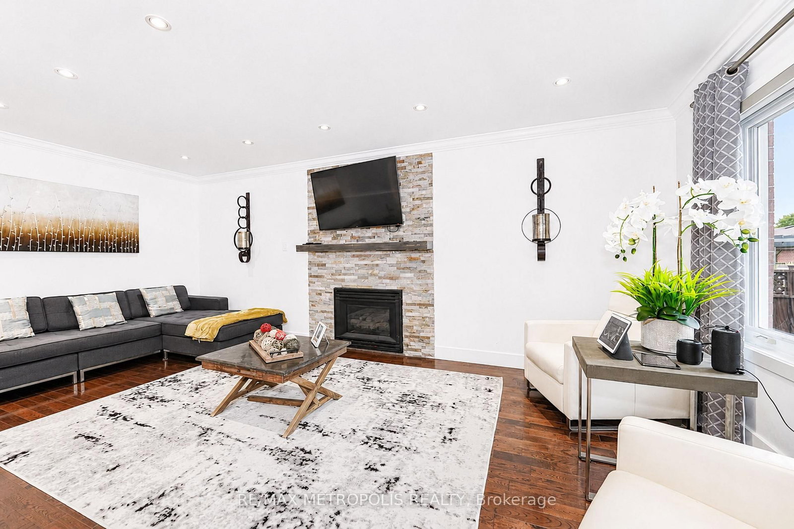 37 Bennett Road • Toronto, ON photo 25