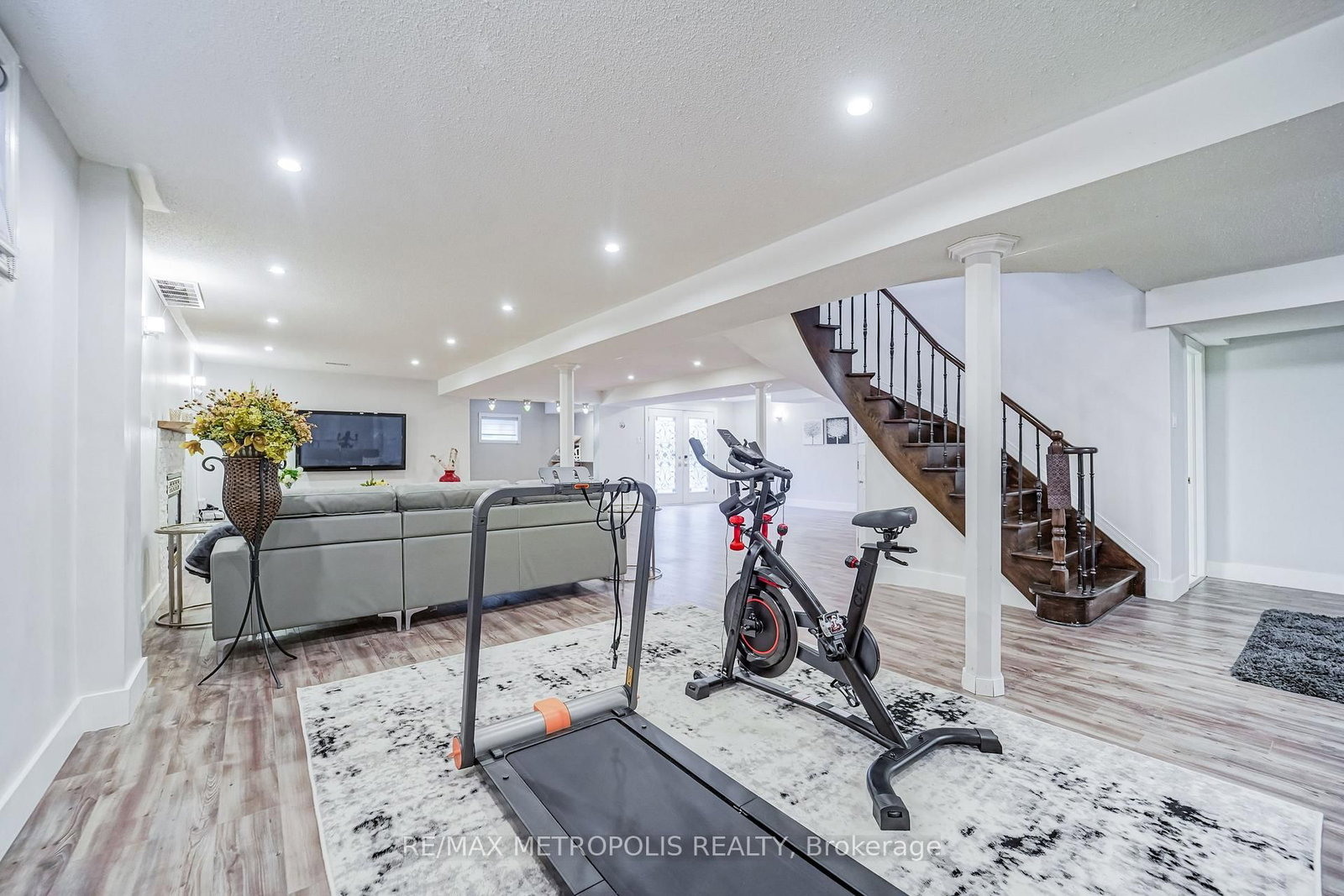 37 Bennett Road • Toronto, ON photo 45