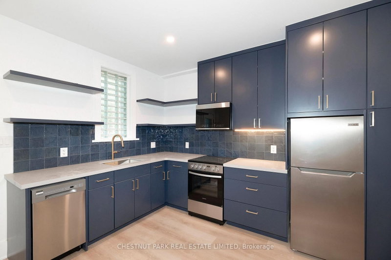 Main - 1105 Queen Street E