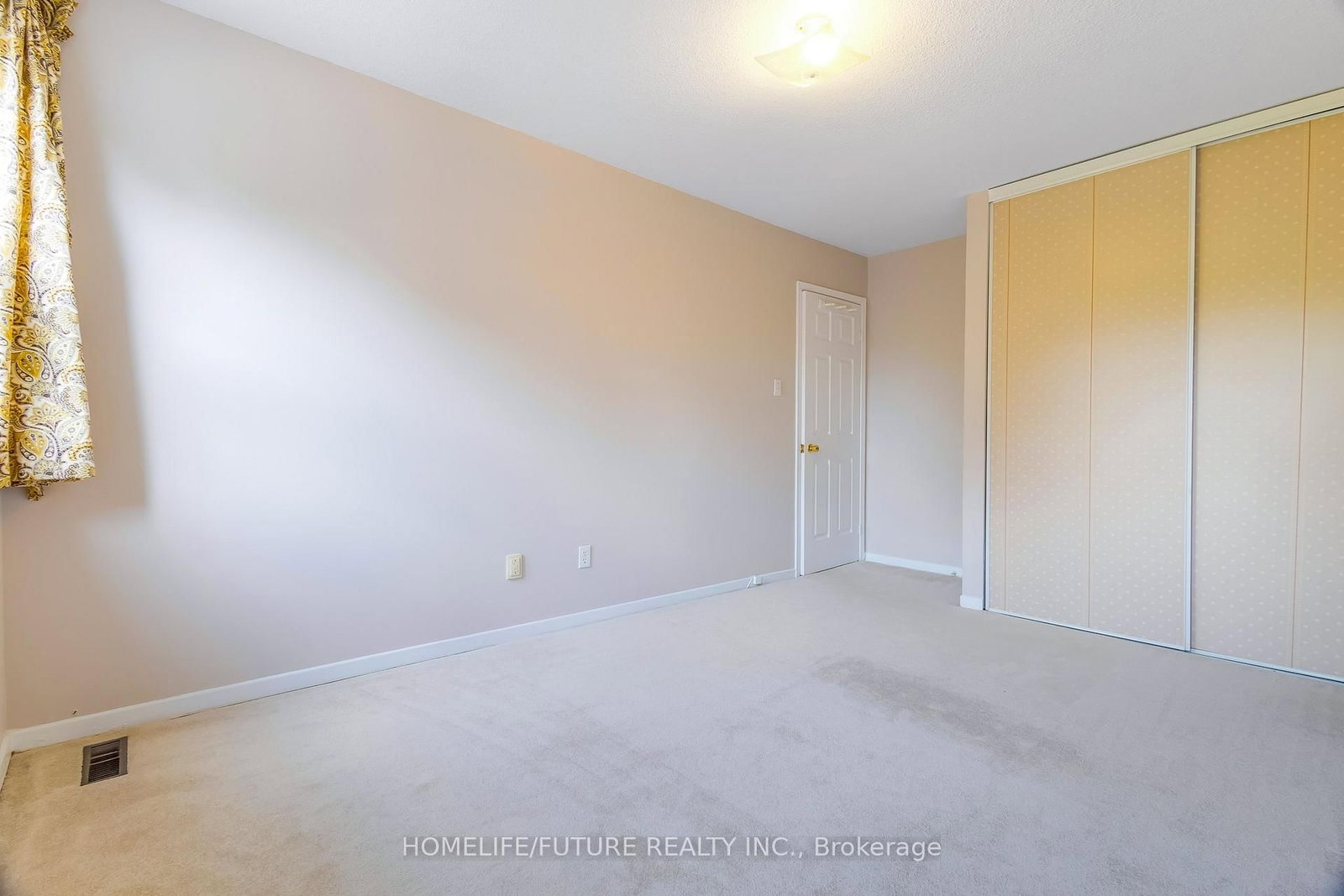 124 Dusay Place • #174 • Toronto, ON photo 14