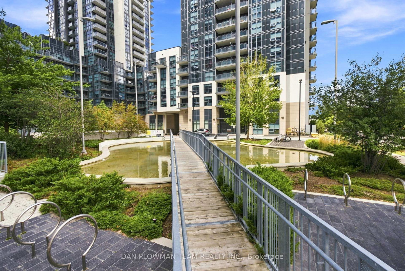 20 Meadowglen Place • #227 • Toronto, ON photo 38