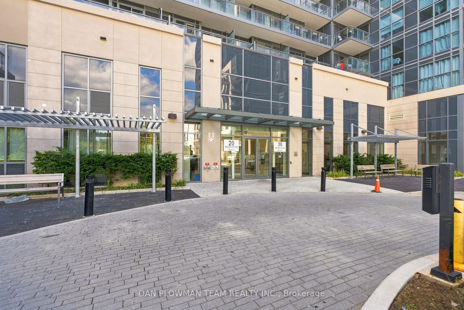 20 Meadowglen Place • #227 • Toronto, ON photo 39