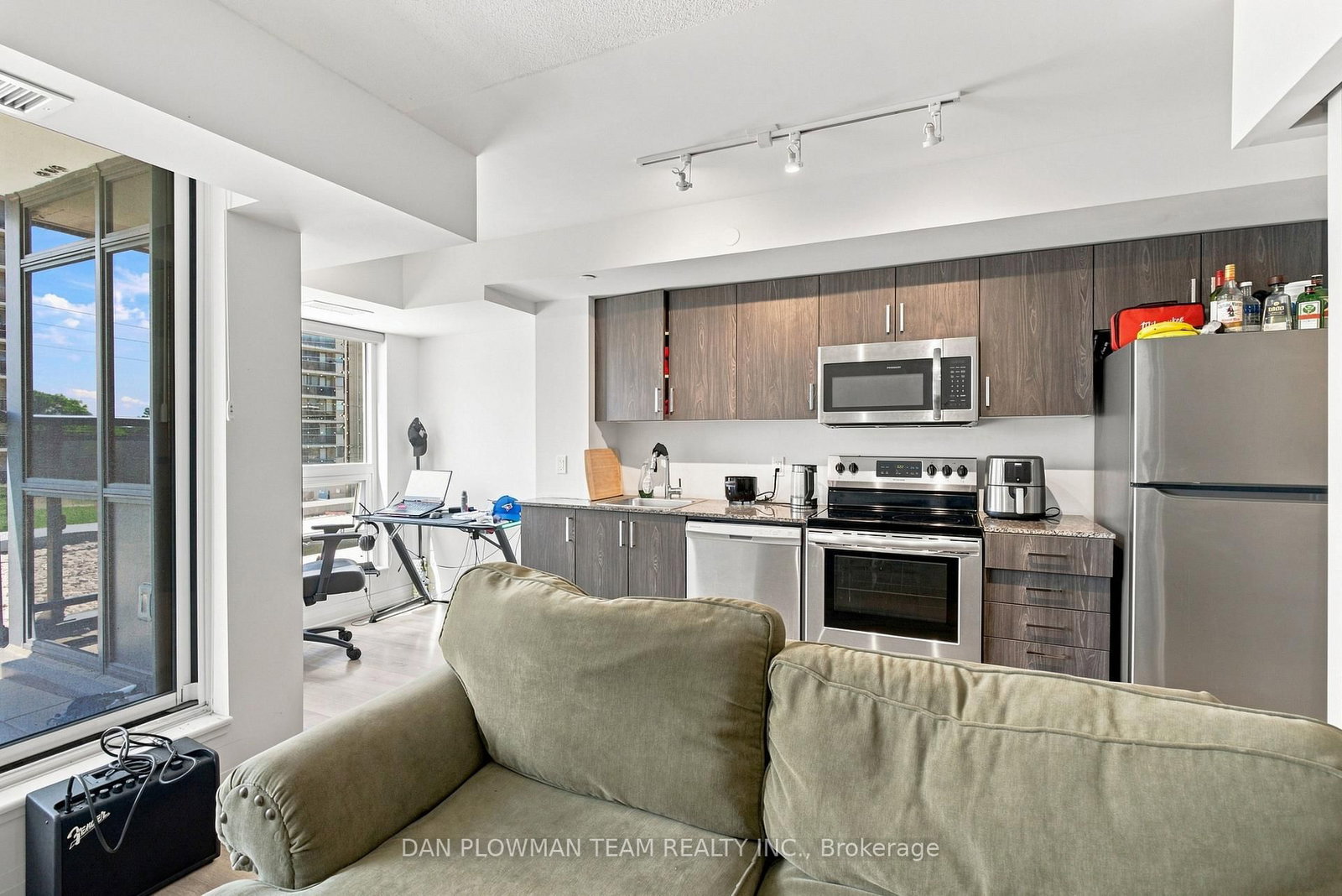 20 Meadowglen Place • #227 • Toronto, ON photo 7