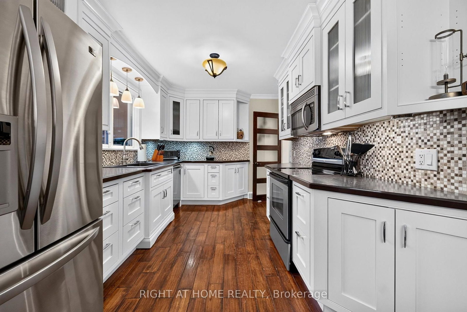 937 Chevrolet Street • Oshawa, ON photo 12