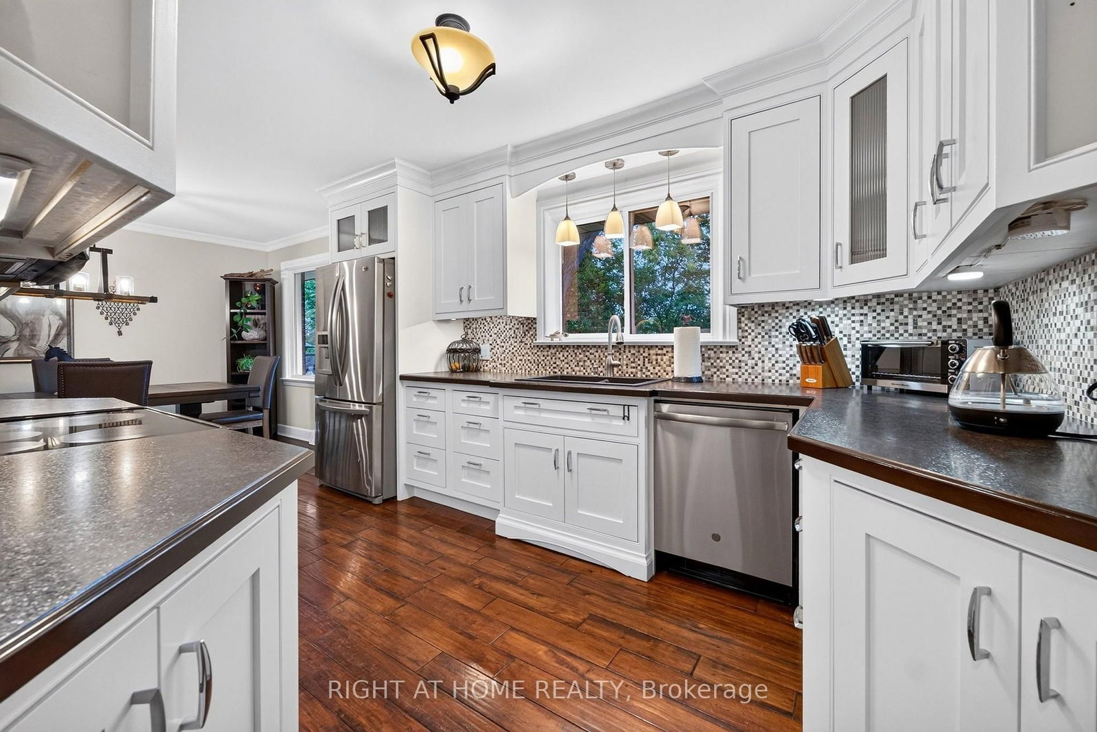 937 Chevrolet Street • Oshawa, ON photo 13