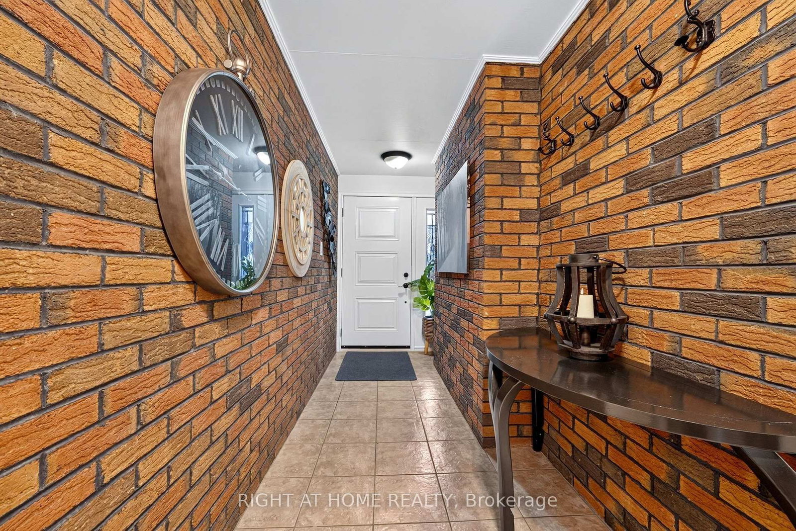 937 Chevrolet Street • Oshawa, ON photo 25