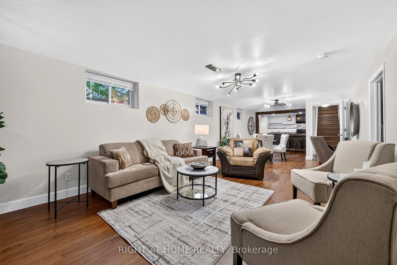 937 Chevrolet Street • Oshawa, ON photo 29