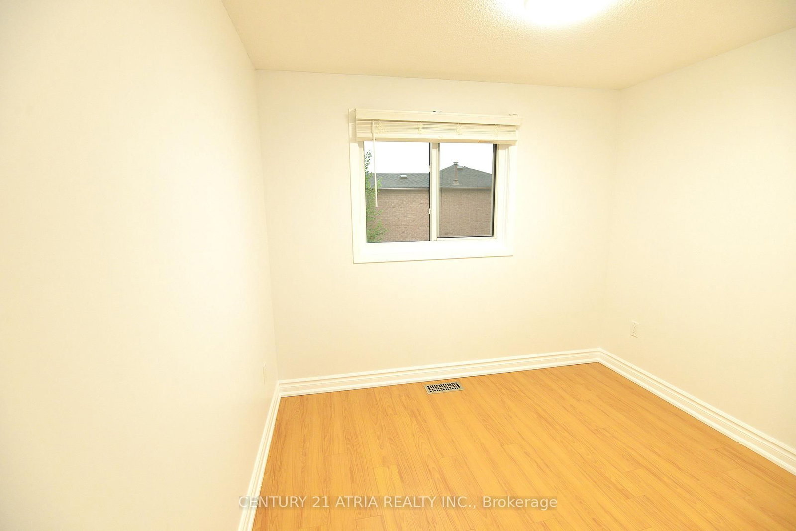 87 Radford Drive • Ajax, ON photo 9