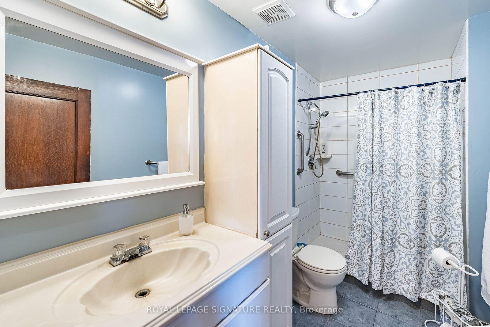 1 Davidson Avenue • Toronto, ON photo 14