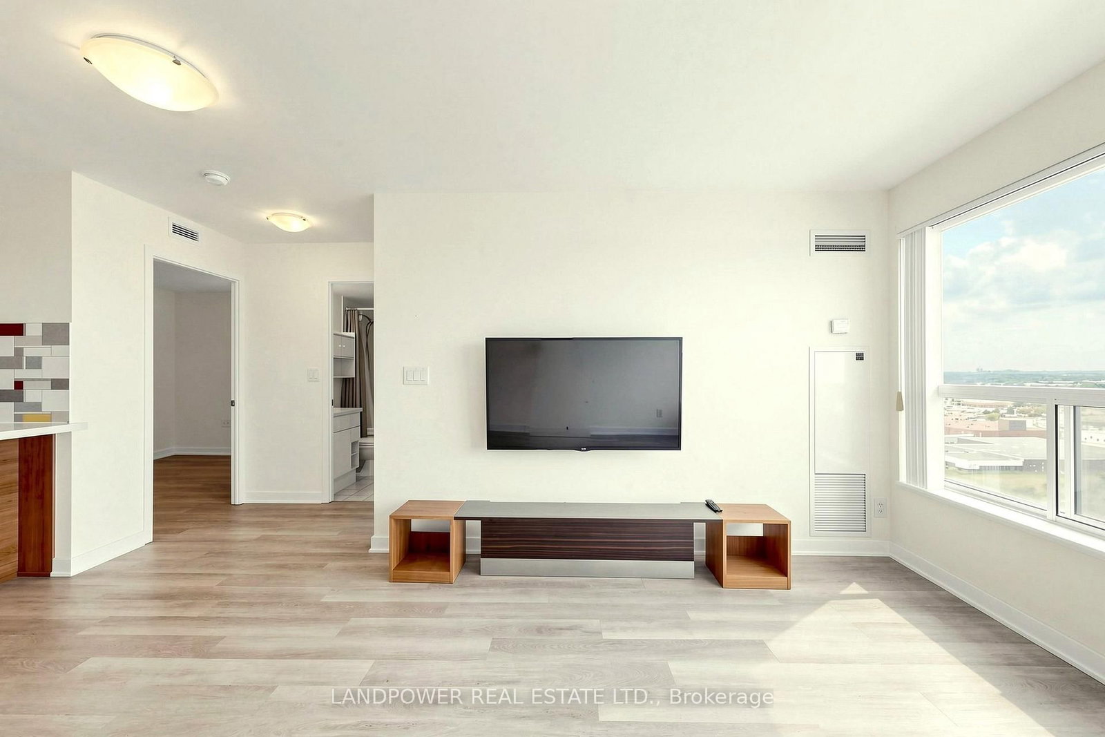 36 Lee Centre Drive • #1801 • Toronto, ON photo 17