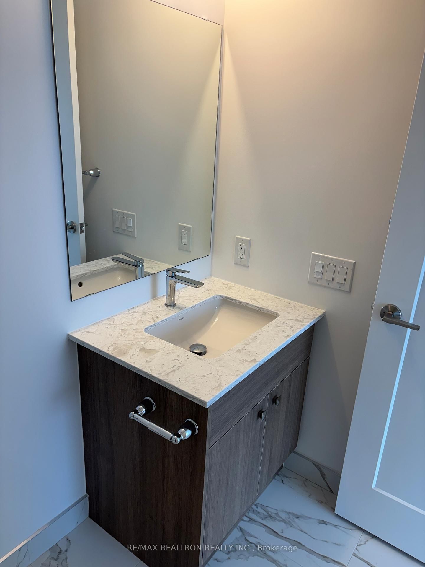 2 Manderley Drive • #904 • Toronto, ON photo 35