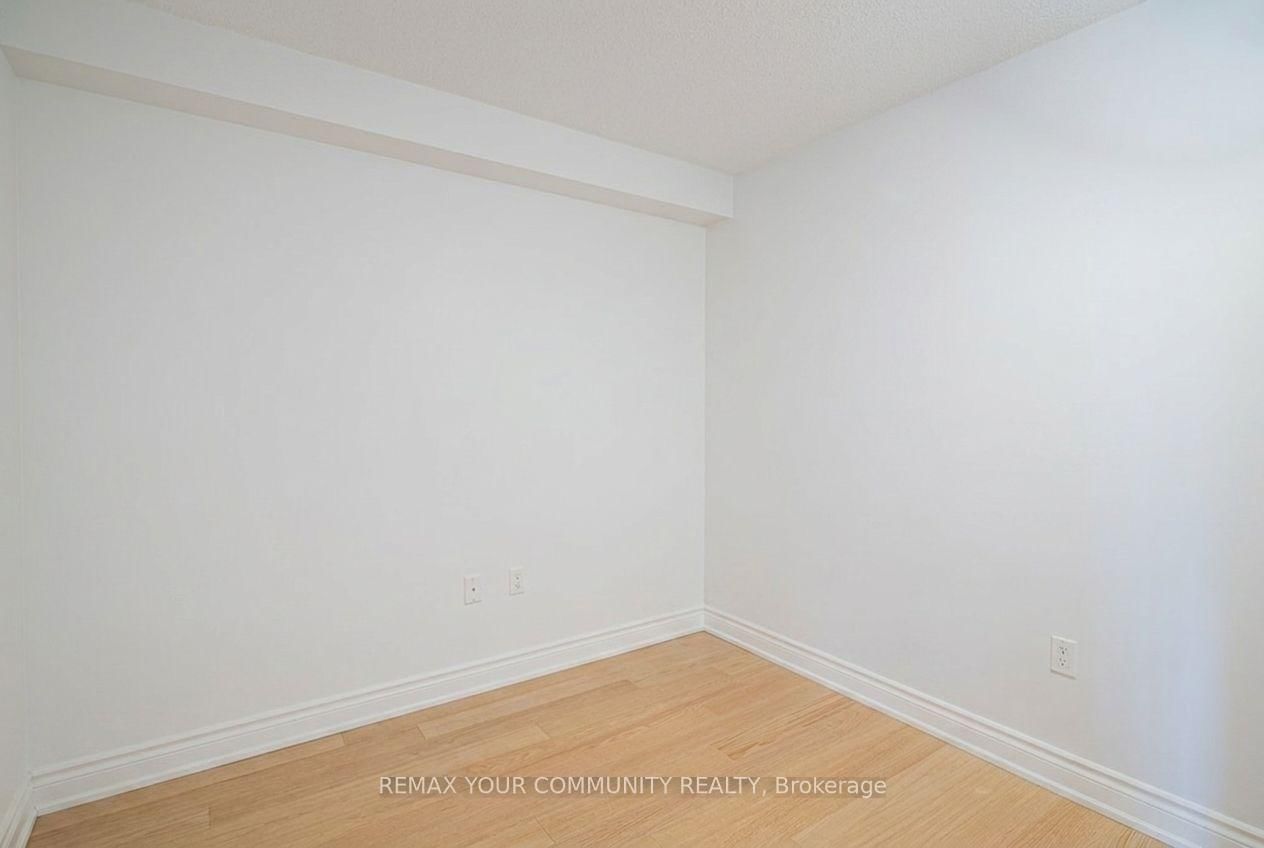 1346 Danforth Road E • #909 • Toronto, ON photo 11