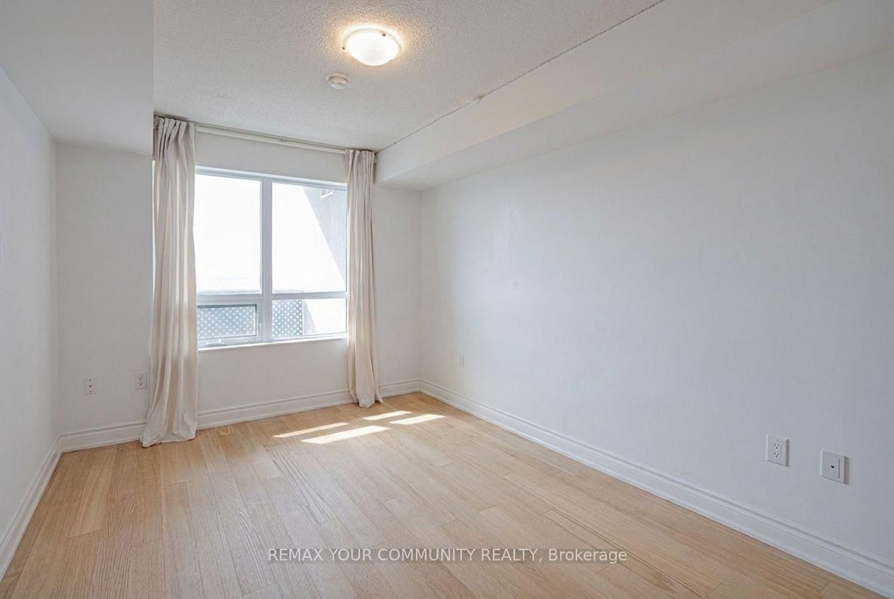 1346 Danforth Road E • #909 • Toronto, ON photo 6